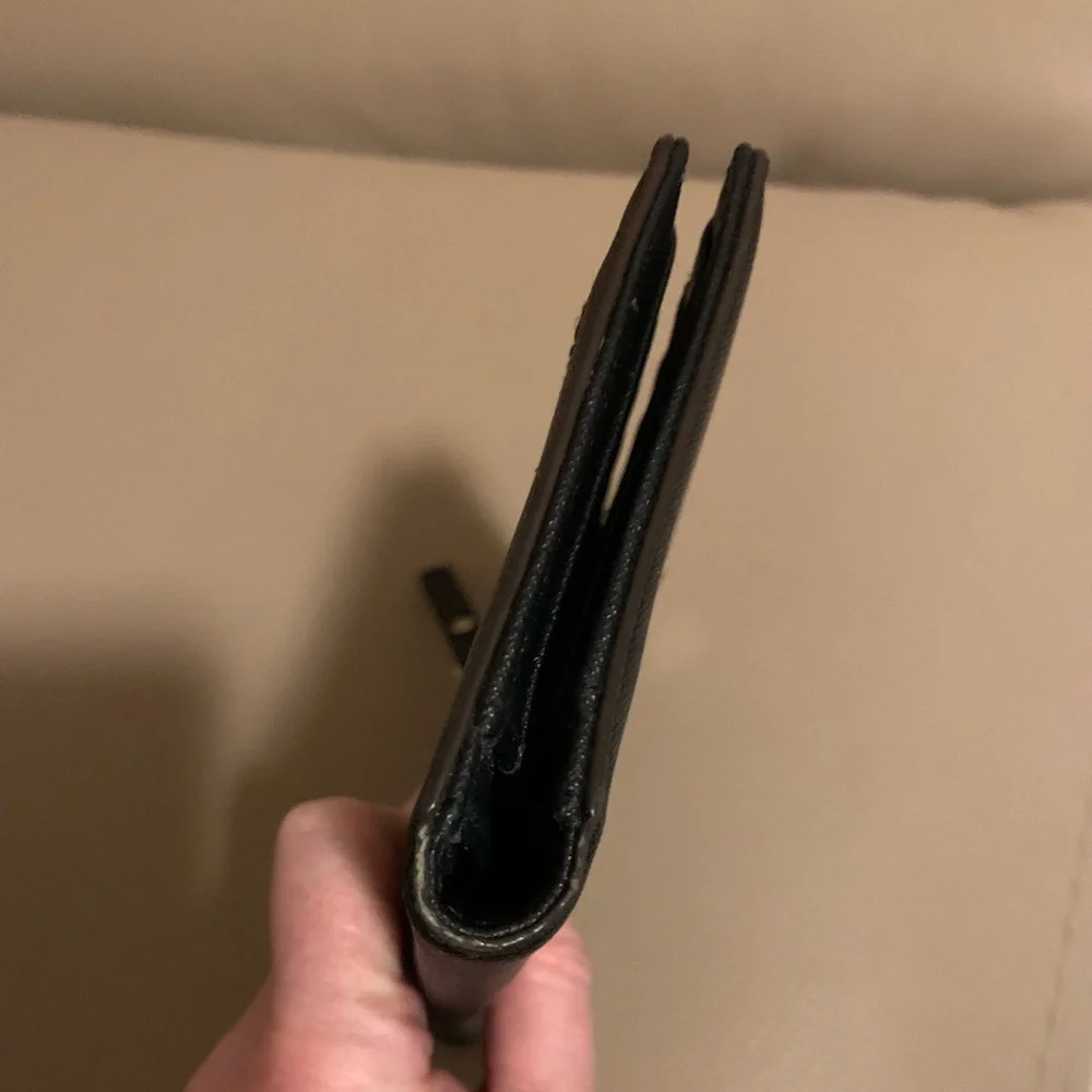 Kate Spade Black Leather Wallet - Picture 8 of 8